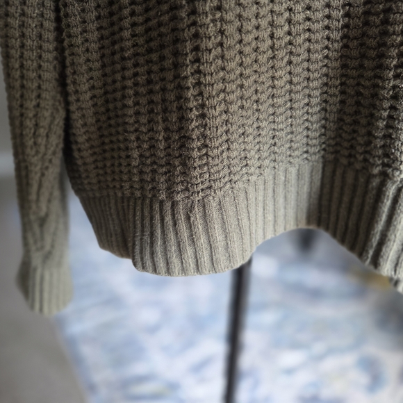 Hollister Women's Casual Sweater - Comfy - Picture 3 of 6